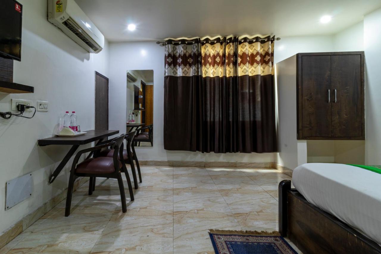 Hotel The Amour Dx Near Igi Airport Delhi New Delhi Exterior photo